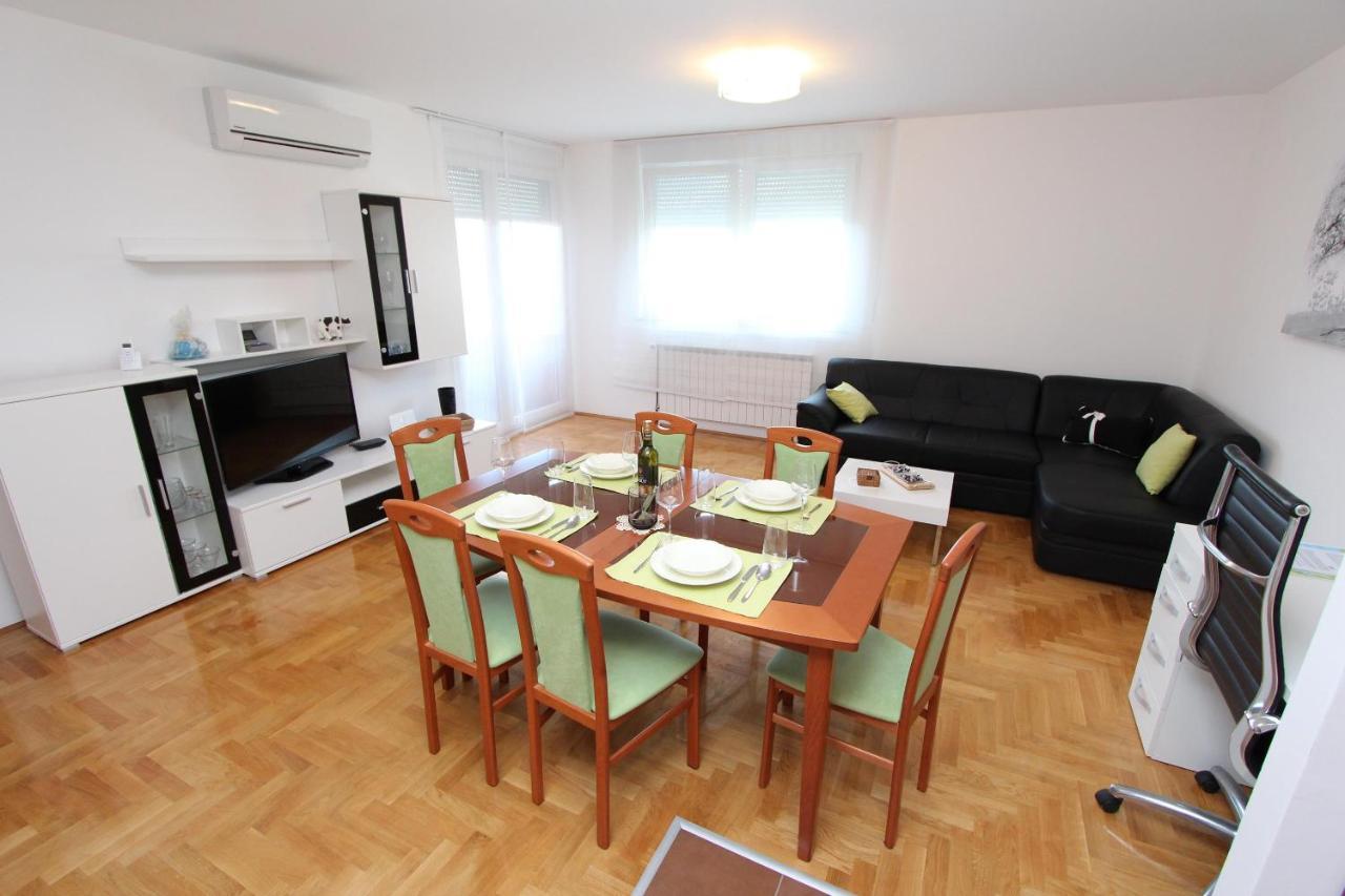 Apartman Mladen *